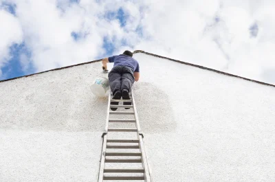 Peinture extérieure à Lus-la-Croix-Haute — façades et ravalement
